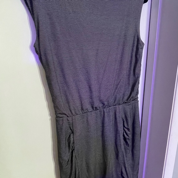 Athleta dress - size small - Picture 3 of 4